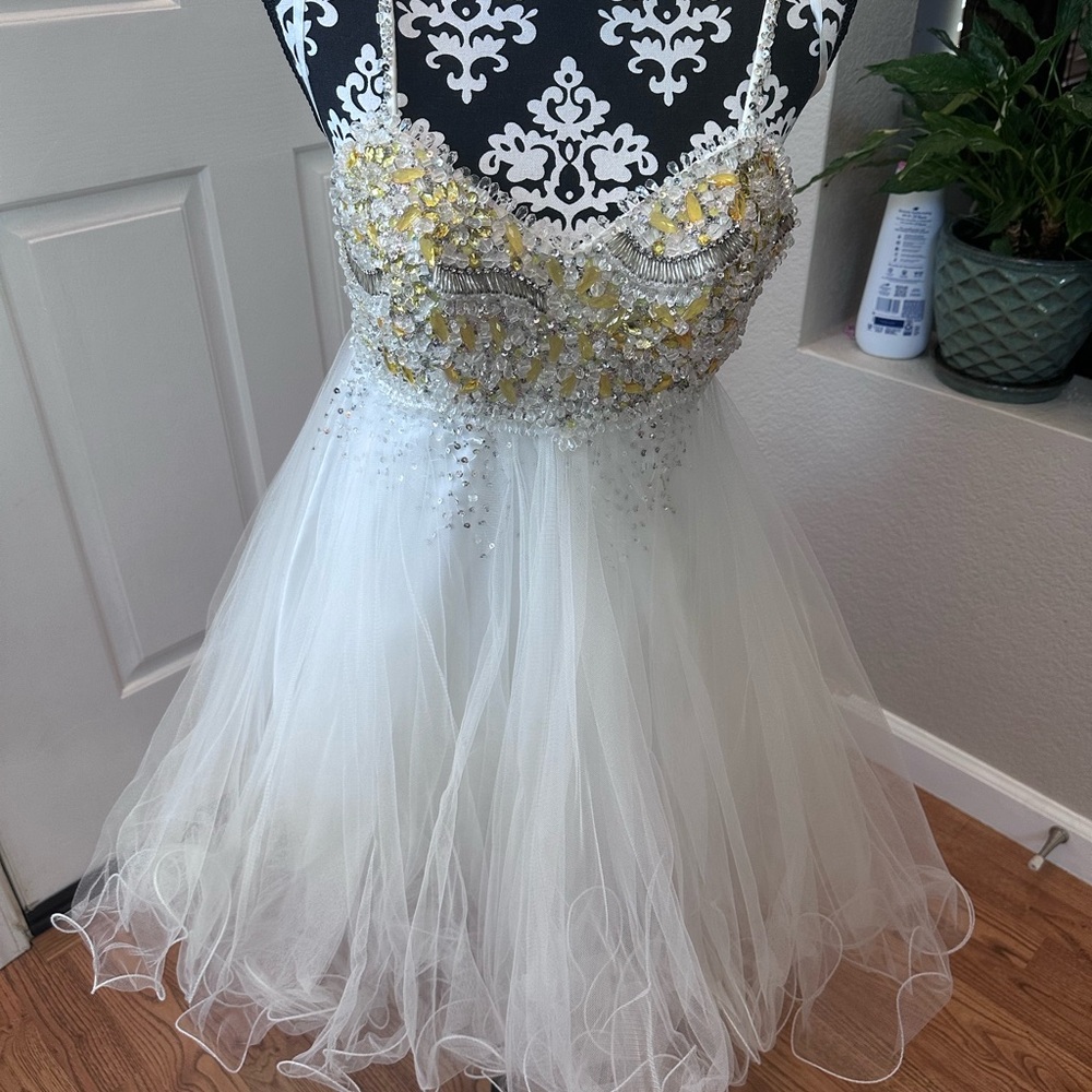 Elegant White & Gold Dress Bling gems sequins tule ruffle prom New Year’s Eve